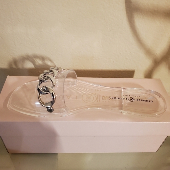 Midsummer Slide Sandal clear with silver chain size 8M - Picture 7 of 7